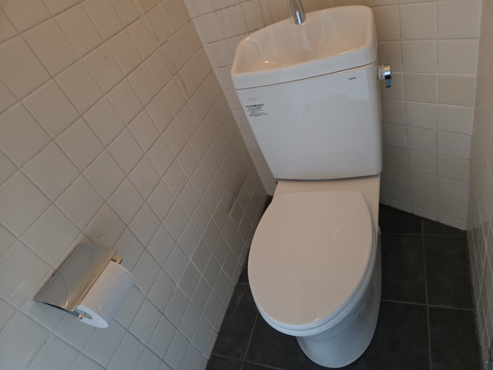 トイレ完成しました！