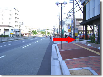 産業道路からの第２駐車場北入口への抜け道